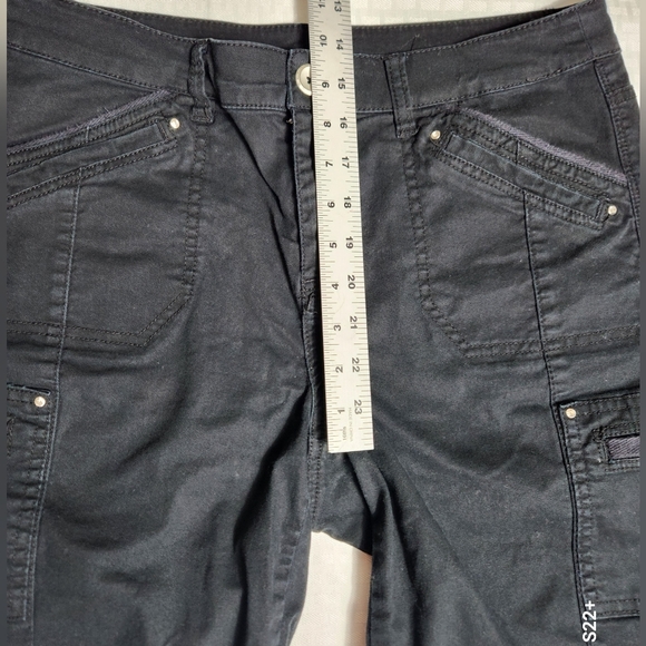 Style & Co. Black Cargo Shorts. SKU C12 - Picture 5 of 7